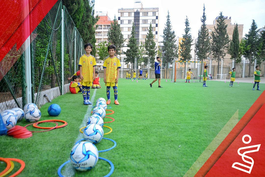 چمن مصنوعی مجتمع احسان (آقایان)