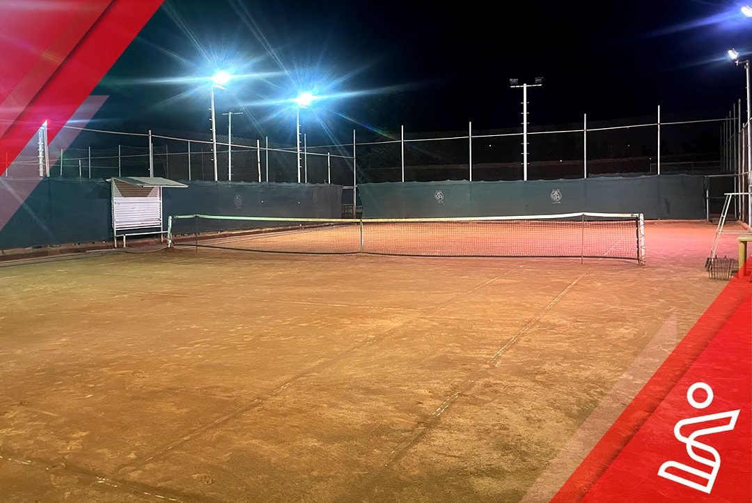 زمین شماره 1 خانه تنیس(والیبال ساحلی و تنیس)